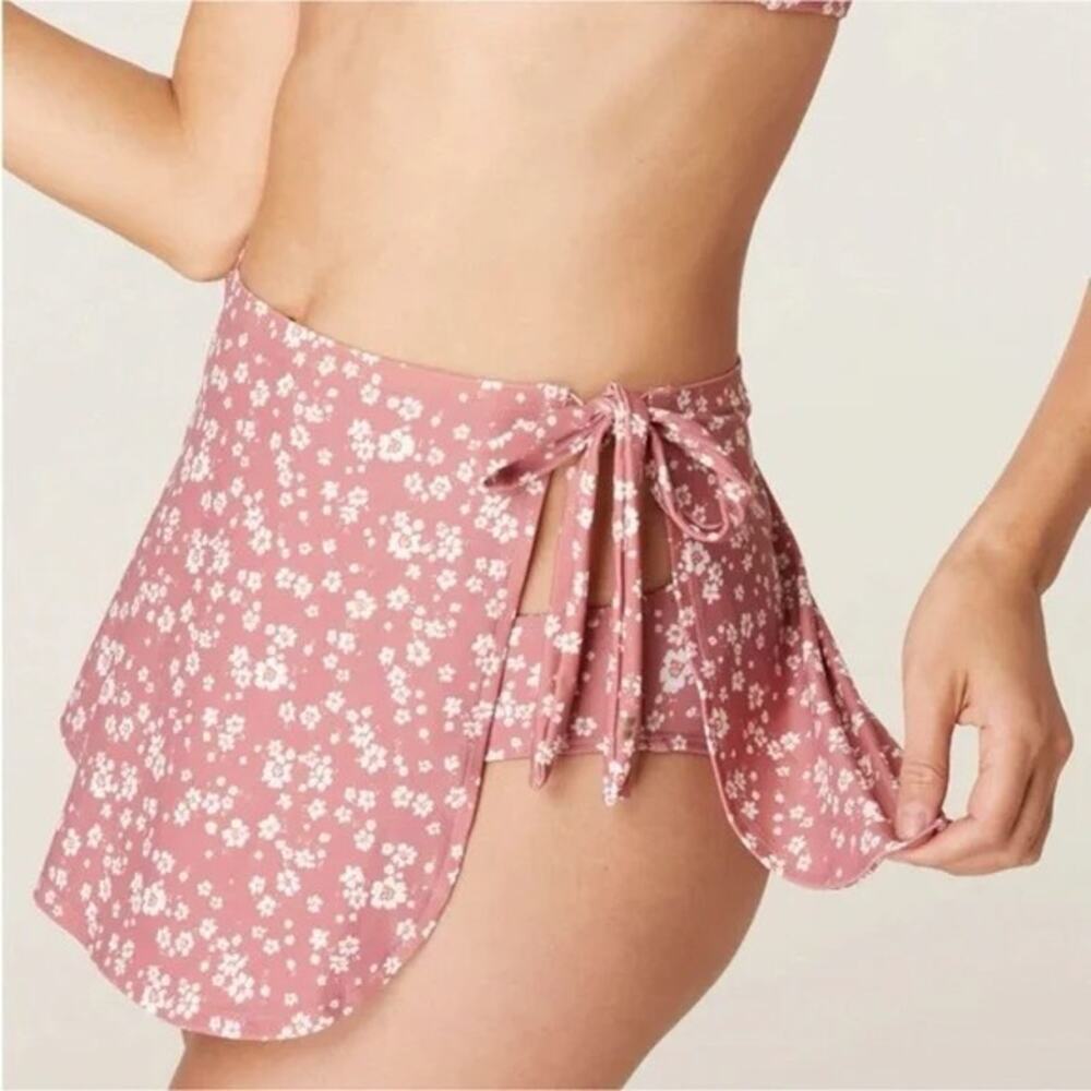 NWT Andie Ditsy Floral Rose Sarong Swim Cover Up Side Tie Bottom S Pink White